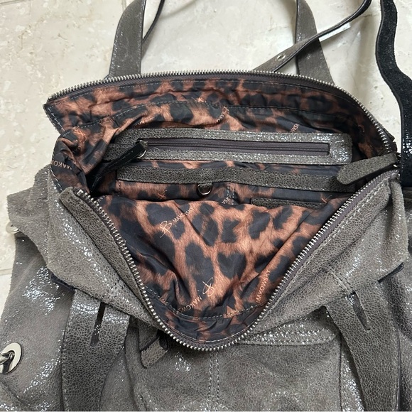 B. MAKOWSKY LEATHER HOBO FOLDING SATCHEL SHOULDER TOTE BAG GRAY SHIMMER PURSE - Picture 7 of 10